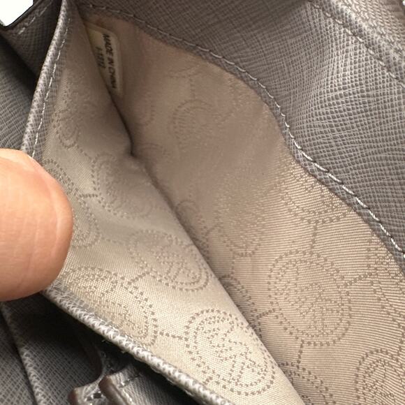 MICHAEL KORS Gray Wallet - Picture 7 of 8